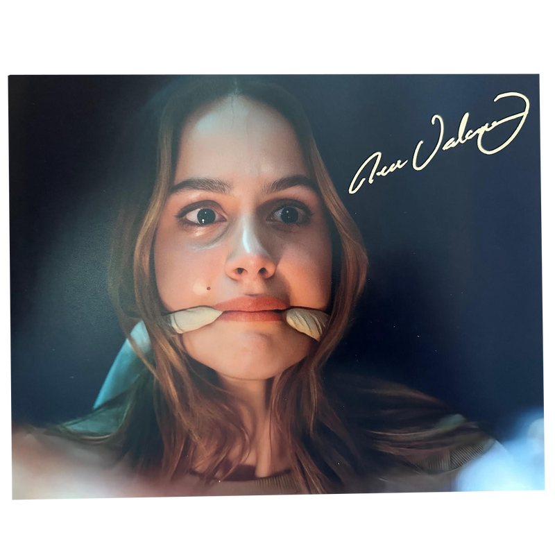 Nell Verlaque Autographed 'Thanksgiving' 8x10 Photo A